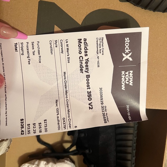 New mono cinder yeezys size 6 - Picture 3 of 4